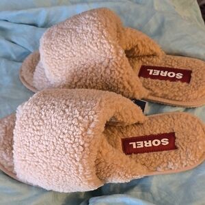 Sorel Tan Fuzzy Slippers